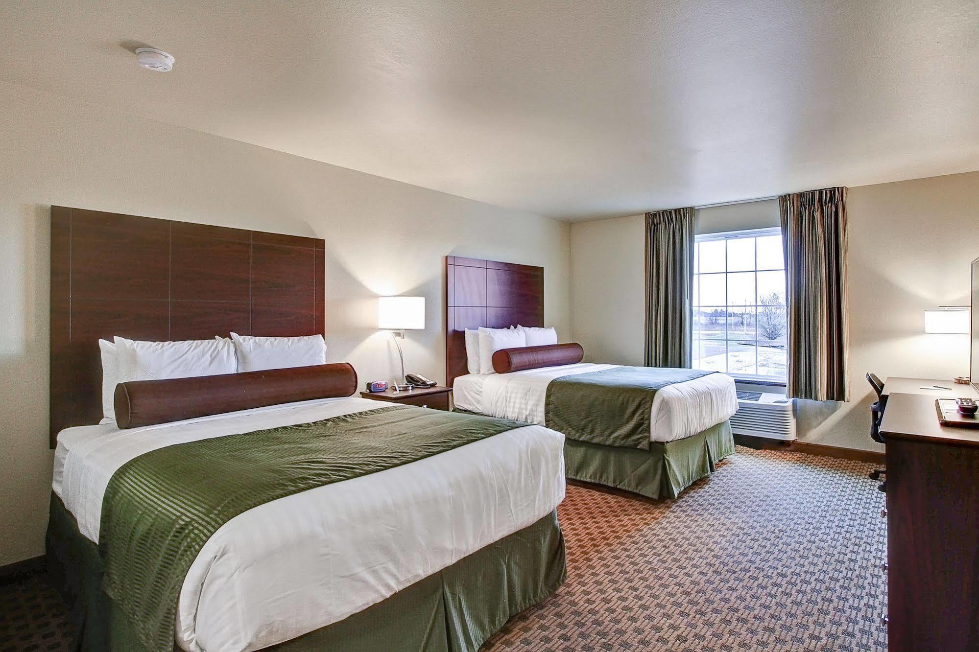 Cobblestone Hotel & Suites Pulaski/Green Bay エクステリア 写真